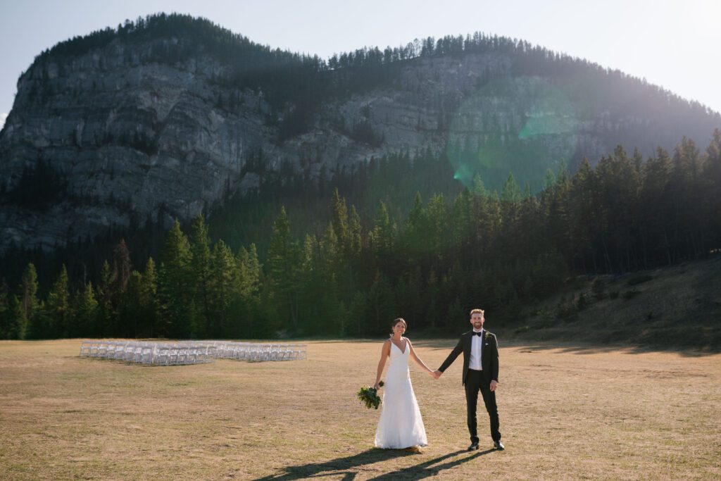 Tunnel Mountain Reservoir: The Hidden Gem for Your Mountain Wedding